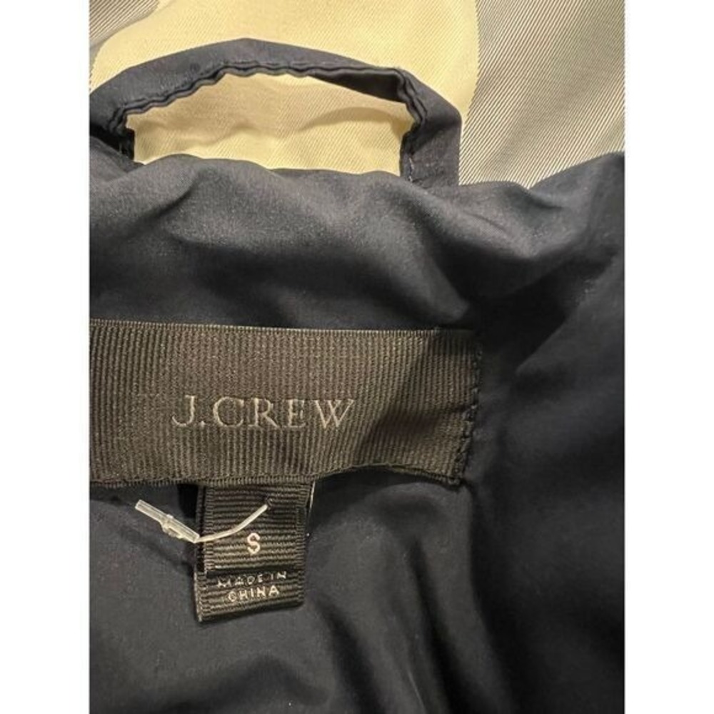 J. Crew down quilted‎ puffer vest - Picture 4 of 9